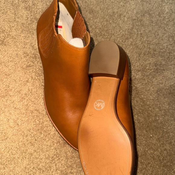 MICHAEL Michael Kors Shoes - Michael Kors camel booties size 11 leather